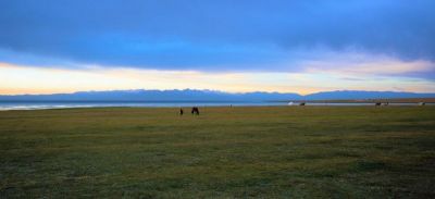 Susan Redfern  Cycling on the  tour with redspokes